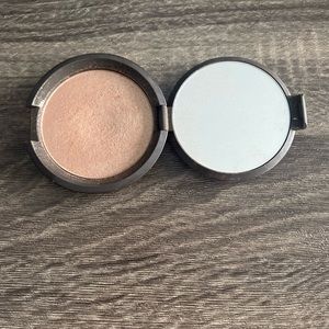 Becca Opal Highlight *FINAL MARK DOWN*